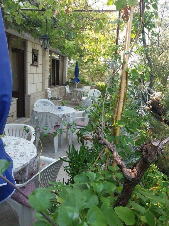Hotel Stone House Gregov Lumbarda Exterior foto