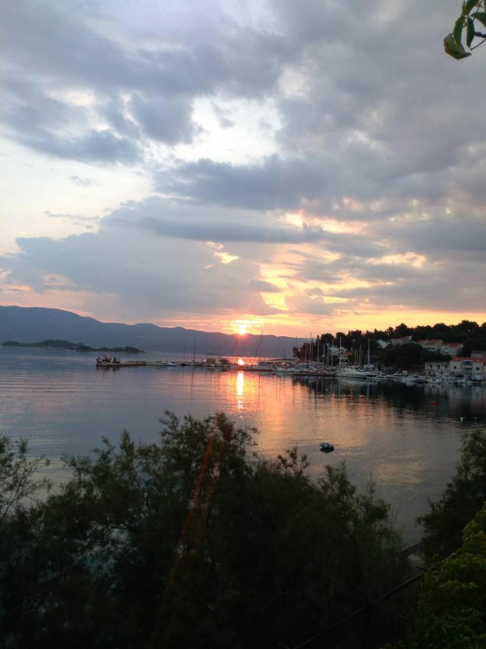 Hotel Stone House Gregov Lumbarda Exterior foto